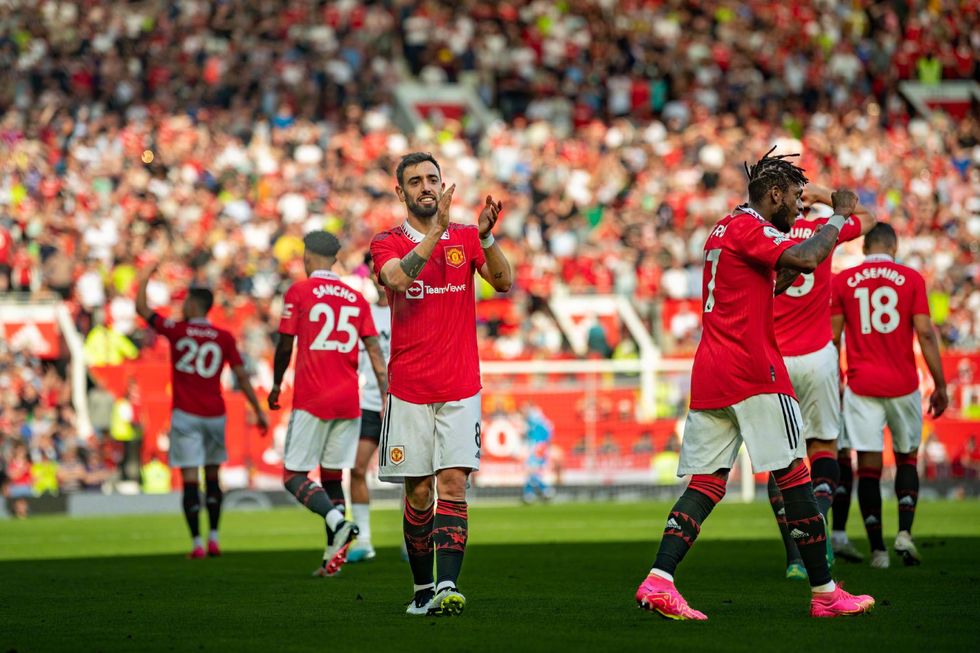 行都备受关 行都备受关